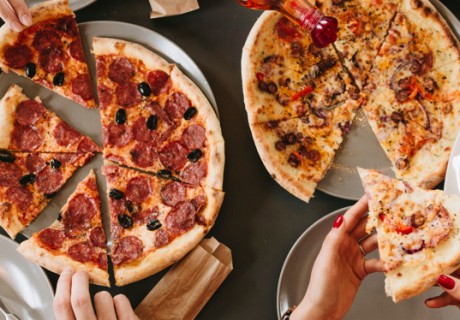 Заказ свежайших блюд на праздник через сайт доставки пиццы