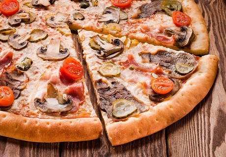 Доставка пиццы: разнообразный ассортимент, выбор ингредиентов